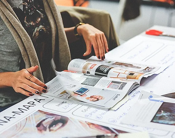 You’ll Get a Perfect  Design For your  Business - 亿万28